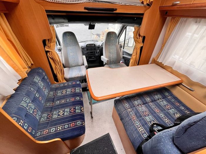 2004 Mercedes Sprinter/Benimar Camper Van