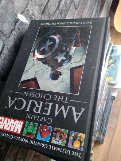 The ultimate Graphic novels collection