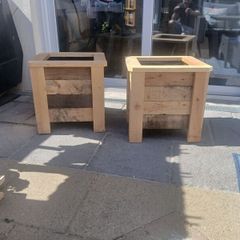 plant pots