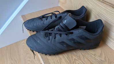 Adidas soccer boots astro Size 9.5 UK