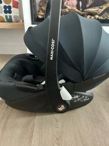 Maxi-Cosi Pebble Pro 360 with rotation isofix base