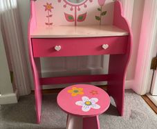 dressing table girls