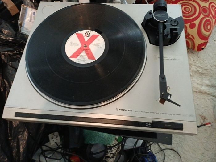 Pioneer Turntable