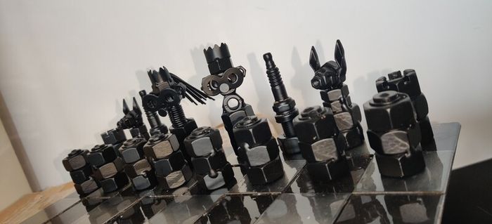 Hand-welded chees