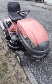 Ride on mower