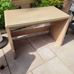 desk 59cm w, 111cm L, 78cm h
