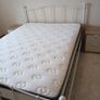 Kingsize bedframe Image 2
