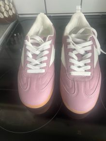 Ladies new trainers size 6