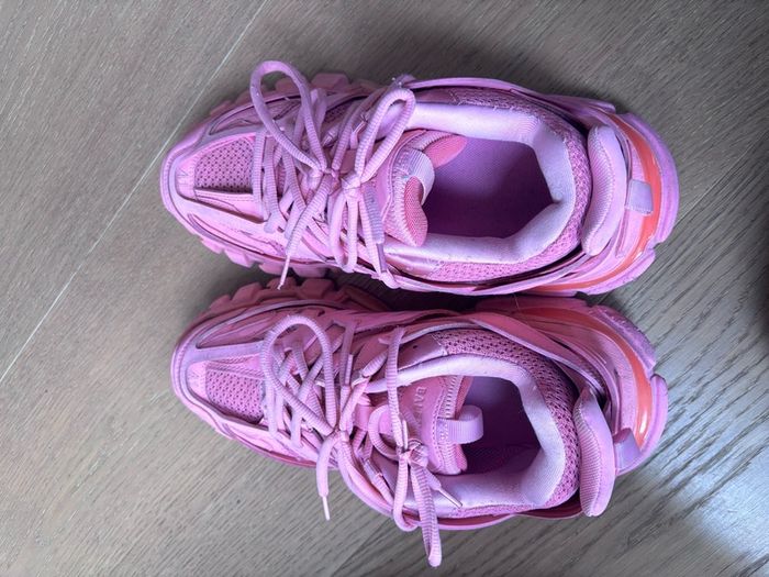 Pink Balenciaga Tracks