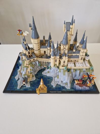 Lego Hogwarts Castle and Grounds