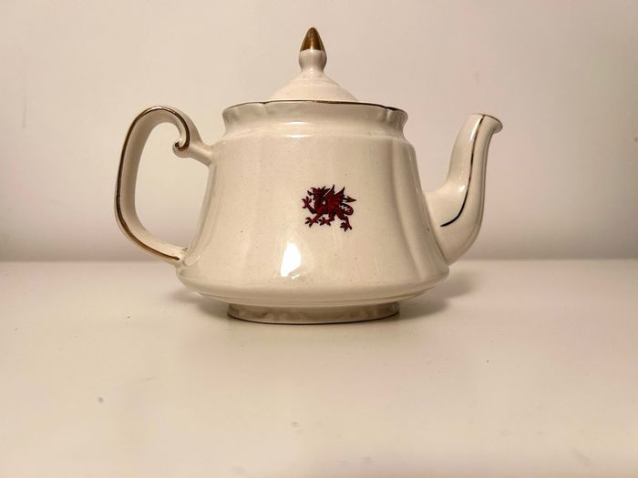 Vintage Teapot Royal Wedding 1981