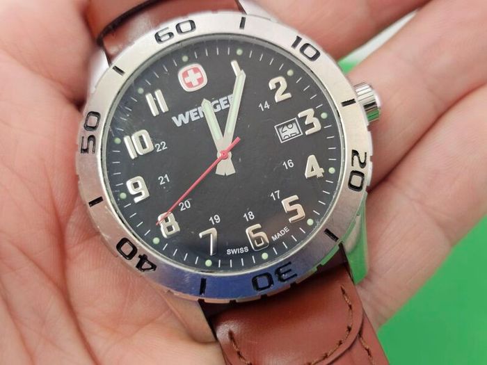 Vintage Swiss Made Wenger Swiss Army Quartz watch