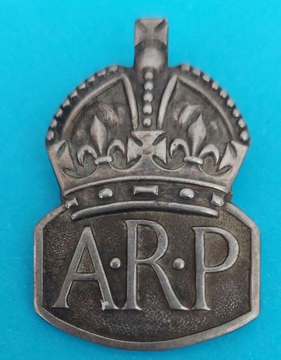 A.R.P. Gents Badge Hallmarked for 1938