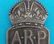 A.R.P. Gents Badge Hallmarked for 1938