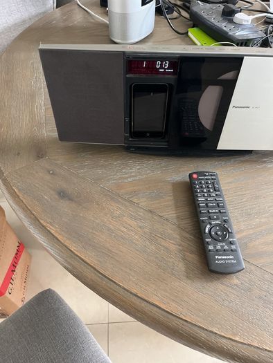 Panasonic SC-HC3 music centre (iPod not included!)