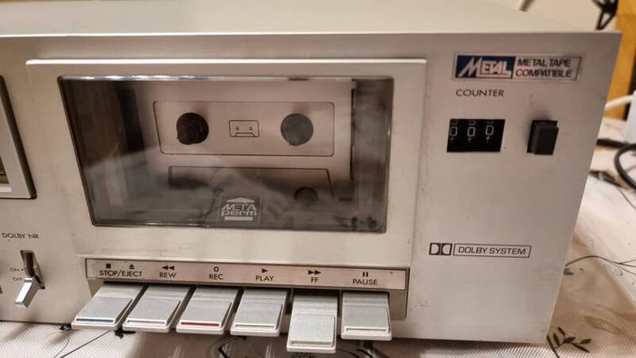 From 1980 JVC KD-A11 Stereo Cassette Deck, sale as parts who want to repair.