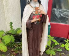Large statue st. Teresa free postage