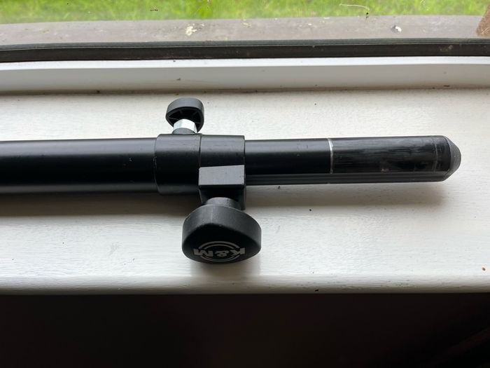 K&M Speaker Distance Pole