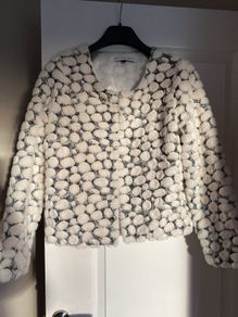 Short cardigan