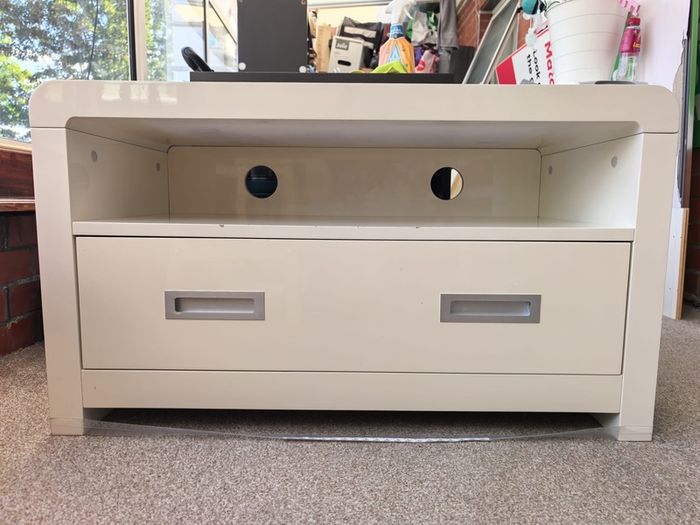 TV Unit
