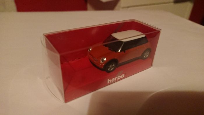 2 NEW MINI model cars