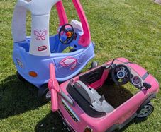 Outdoor kids cars