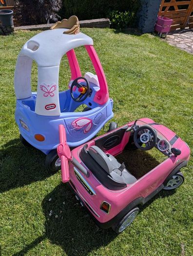 Outdoor kids cars