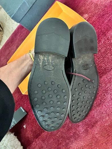 Tods lace up burgundy leather shoe