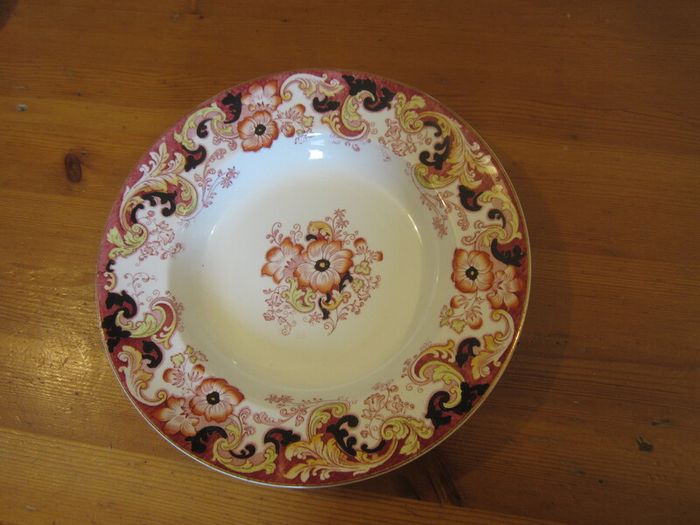 Alfred Meakin    large soup plate