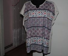 Bonmarche top size UK20 EU48 Postage included