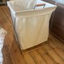 large laundry hamper Image 3