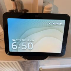 Echo Show 8