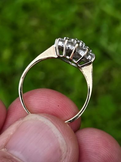 Vintage 9ct Yellow Gold Cluster Ring