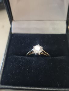 VS diamond 18ct solitaire engagement ring CLEARANCE