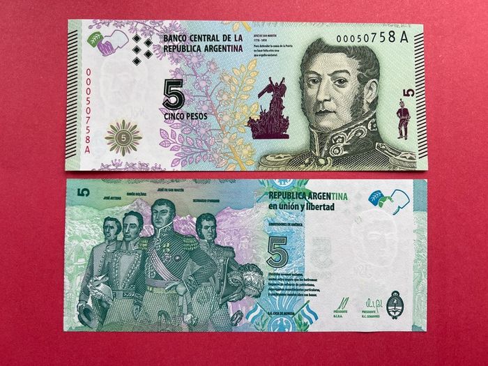 Argentina  5  Peso  2015  ( unciirculated ) Pick  358a .