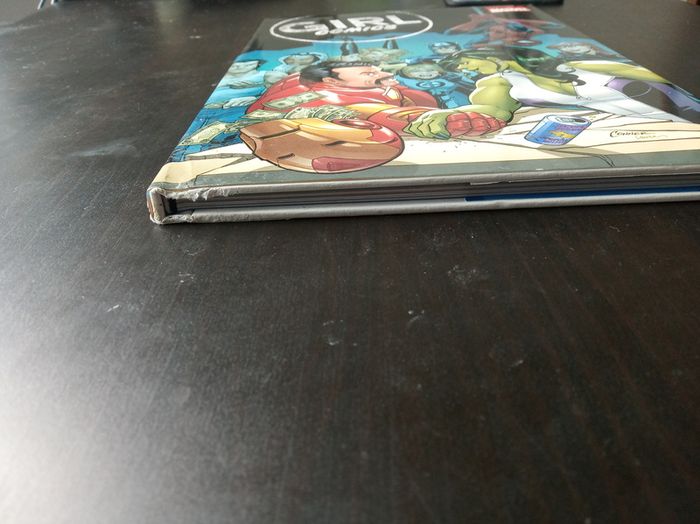 Graphic novel - Girl Comics HC (Marvel)