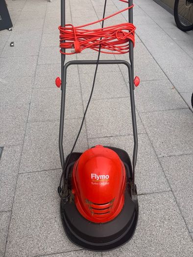 Flymo lawn  mower
