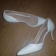 Aldo off white heels
