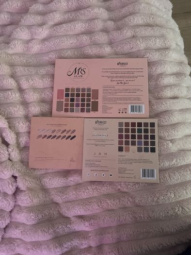 eyeshadow pallets
