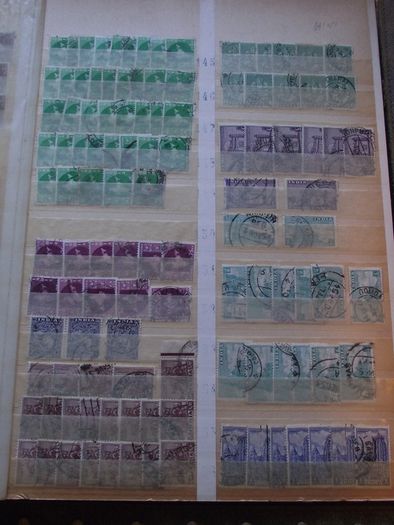 A nice collection of Stamps from India, presented in the stock book