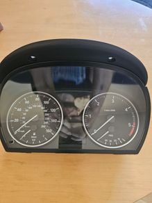 BMW E90 cluster