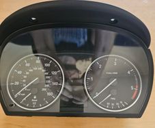 BMW E90 cluster