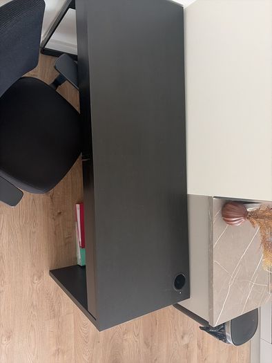 ikea desk and swivel chair in perfect condition