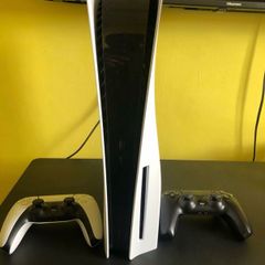 Playstation 5 1TB with 2 controllers disc drive edition