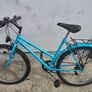 small women bike 7 gear  ,all good working with good tires  26"wheels Image 7
