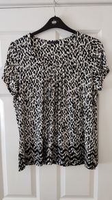 M and S Dressy Top size 16