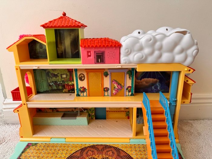 Disney Encanto Casa Madrigal Playset Jakks Pacific Used Please see photos