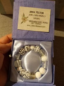 Handmade glass beads bracelet