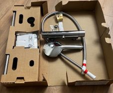 Sonas mixer shower tap and rail