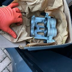 Sprinter Brake Front Right Caliper